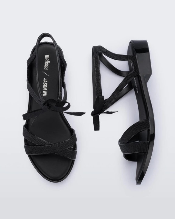 Sandália Melissa Ophelia Low Jason Wu Preta